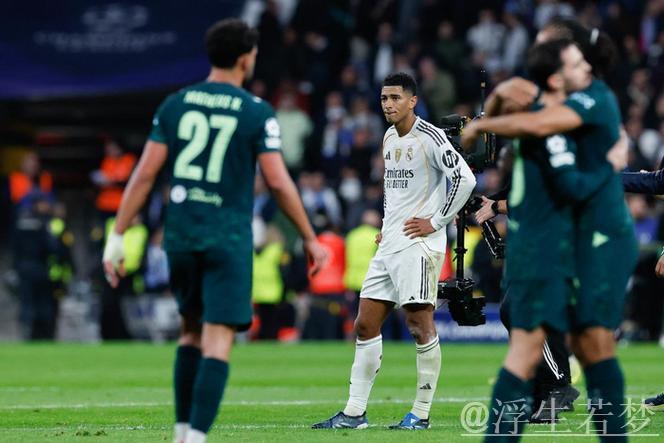 贝林厄姆赛后直播爆粗口!主持人被迫道歉,仍力挺阿隆索 贝林厄姆赛后直播爆粗口!主持人被迫道歉,仍力挺阿隆索