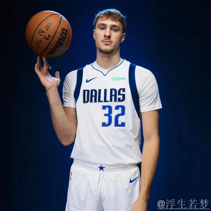 弗拉格场上主导力突出,他正逐步担起独行侠核心引擎角色 弗拉格场上主导力突出,他正逐步担起独行侠核心引擎角色